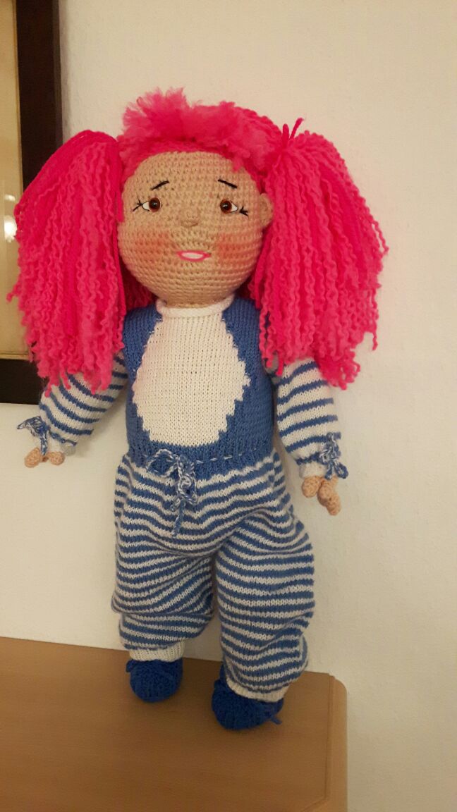 Puppe Moni